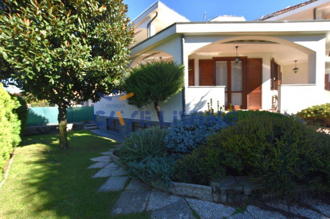 Villa in vendita a Noviglio