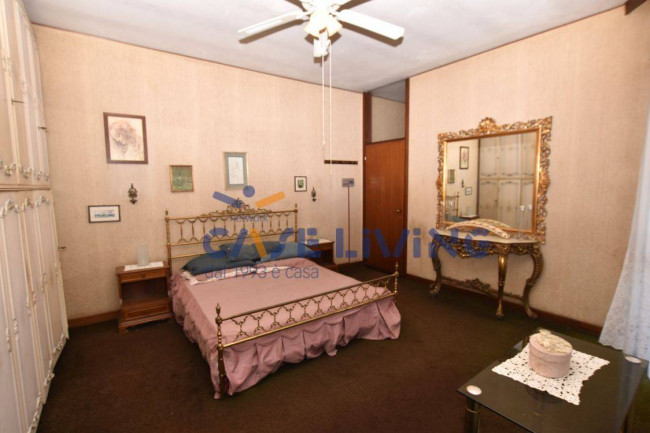 Villa in vendita a Trezzano sul Naviglio