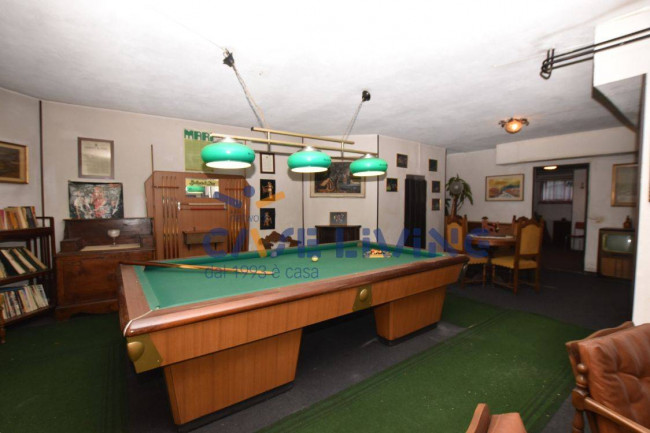 Villa in vendita a Trezzano sul Naviglio