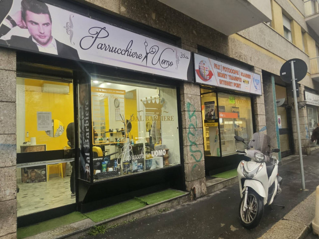 Locale commerciale in affitto a Milano