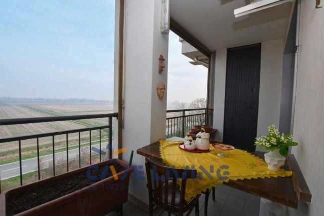 Appartamento in vendita a Rosate