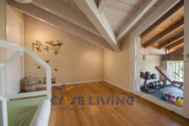 Appartamento in vendita a Rosate