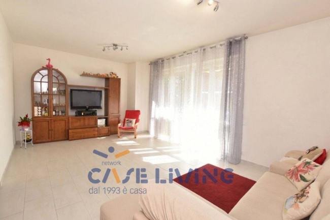 Appartamento in vendita a Rosate