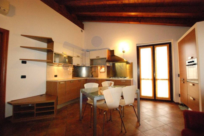 Appartamento in affitto a Trezzano sul Naviglio