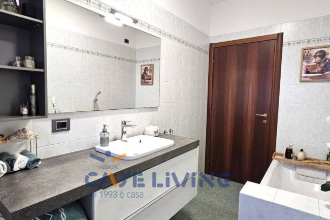 Appartamento in vendita a Vernate