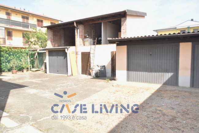 Appartamento in vendita a Rosate