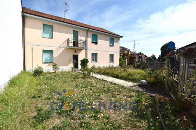 Appartamento in vendita a Rosate