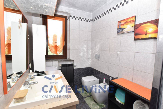 Appartamento in vendita a Rosate