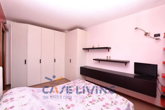 Appartamento in vendita a Rosate