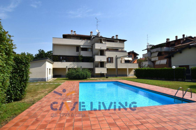 Appartamento in vendita a Rosate
