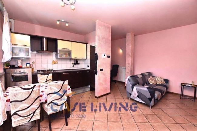 Appartamento in vendita a Rosate
