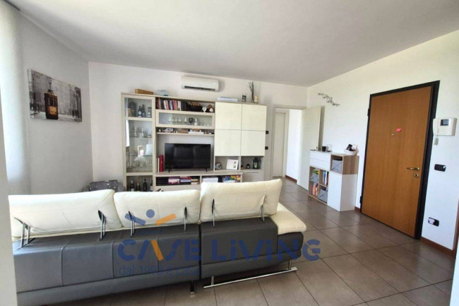 Appartamento in vendita a Rosate