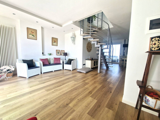 Casa semi indipendente in vendita a Sirmione