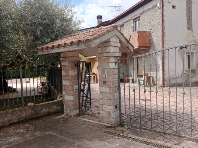 Rustico in vendita a Terni (TR)