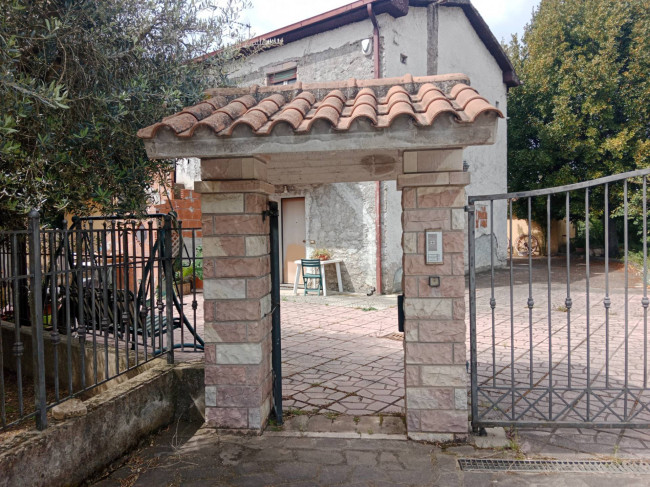 Rustico in vendita a Terni (TR)