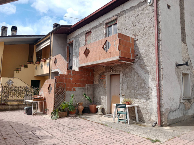 Rustico in vendita a Terni (TR)