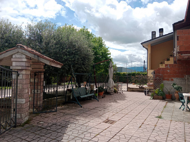 Rustico in vendita a Terni (TR)