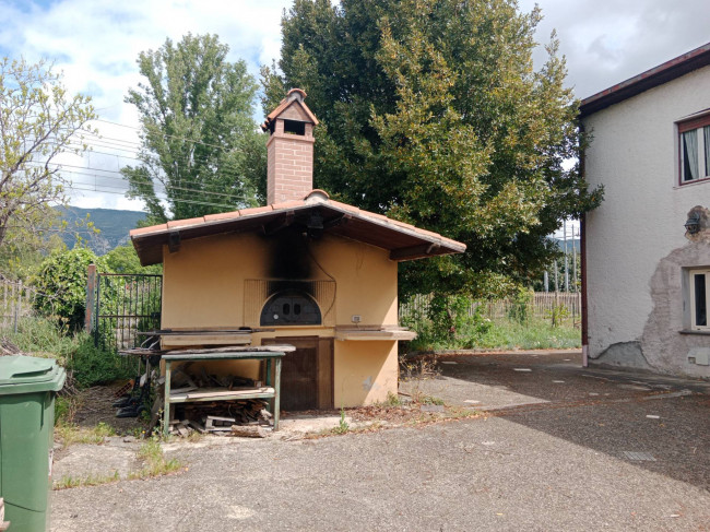 Rustico in vendita a Terni (TR)