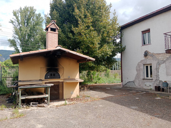 Rustico in vendita a Terni (TR)