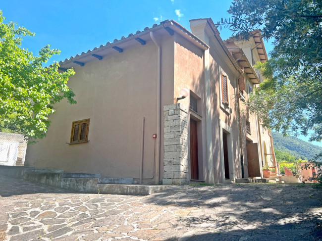 Villa in vendita a Piediluco, Terni (TR)