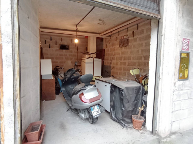 Garage/Box/Posto auto in vendita a San Carlo, Terni (TR)