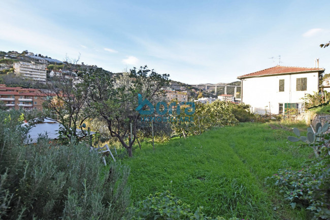 Villa in vendita a San Martino, Sanremo (IM)