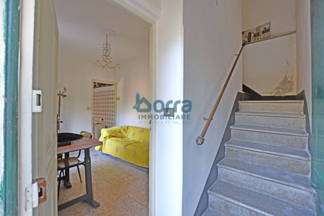 Casa indipendente in vendita a Borgo, Sanremo (IM)