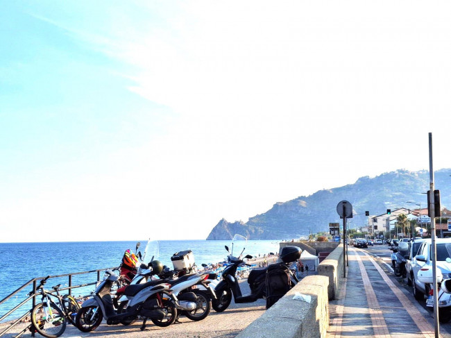 Appartamento in vendita a Santa Teresa di Riva