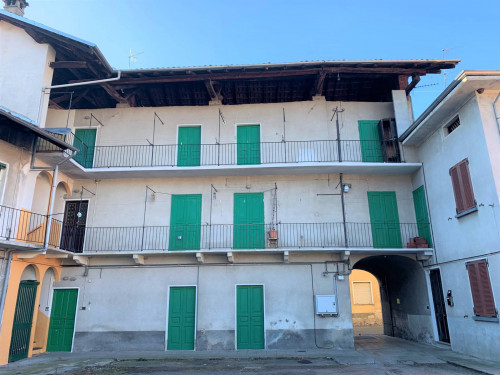 Appartamento in vendita a Serravalle Sesia