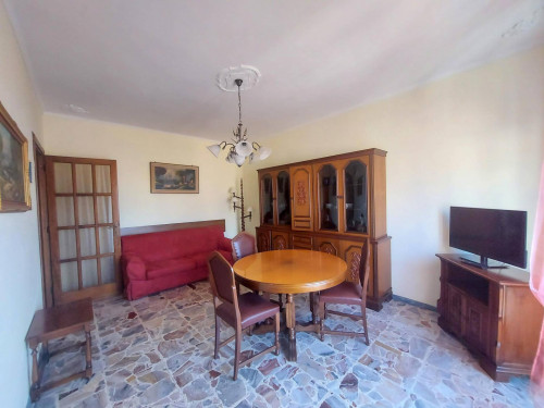Appartamento in vendita a Borgosesia
