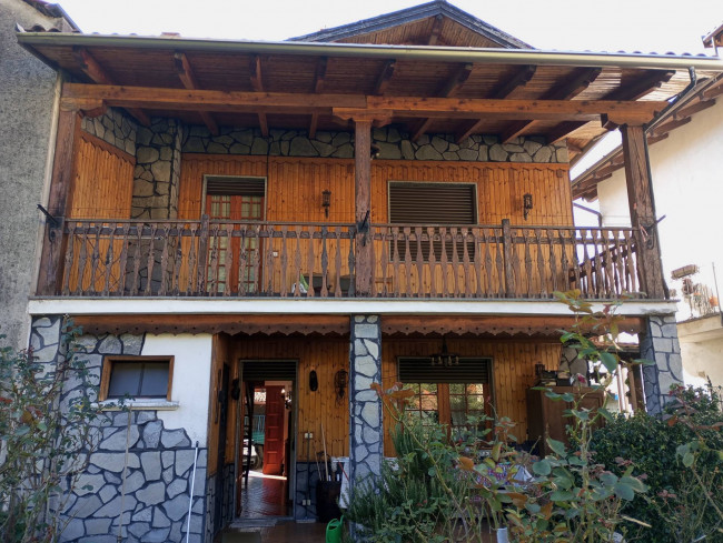 Casa singola in vendita a Quarona