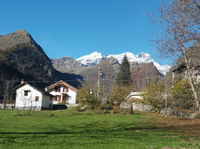 Casa singola in vendita a Alagna Valsesia