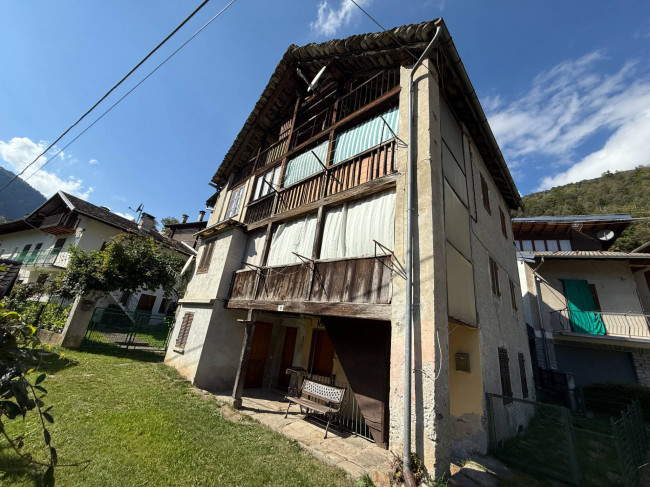 Baita in vendita a Pila