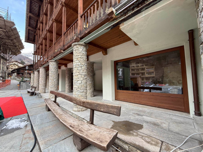 Locale commerciale in affitto a Alagna Valsesia
