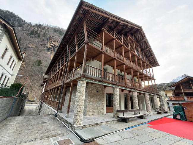 Locale commerciale in affitto a Alagna Valsesia