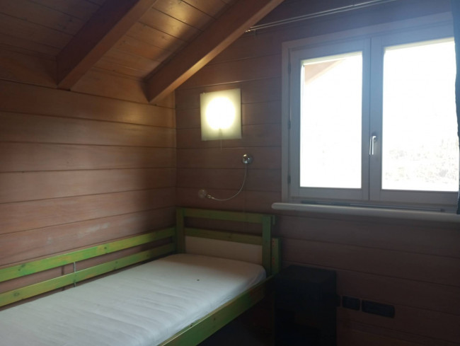 Villa in vendita a Lozzolo
