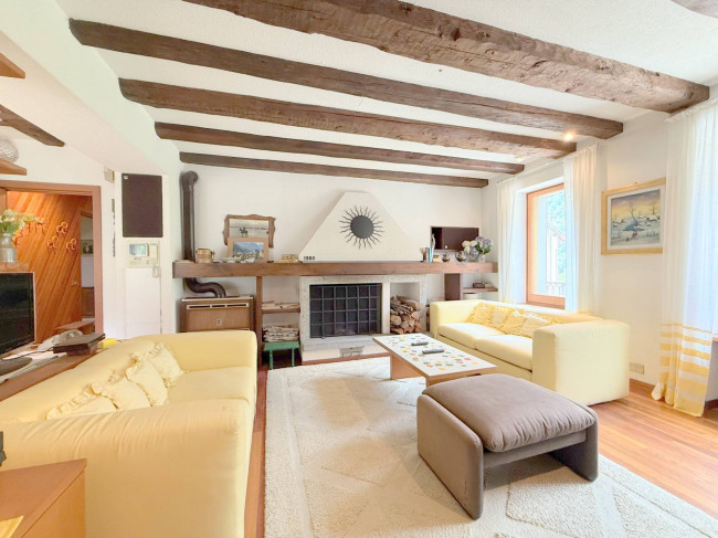 palazzo in vendita a Campertogno