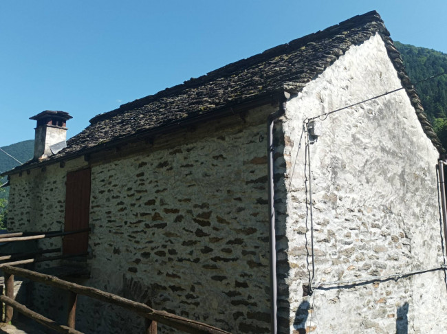 Baita in vendita a Boccioleto