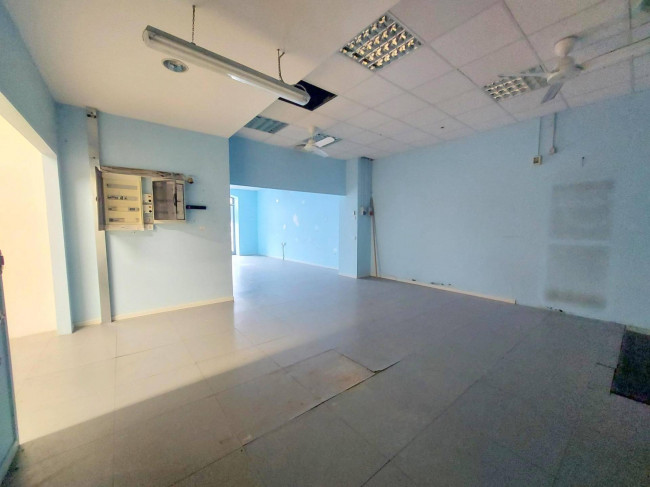 Attività commerciale in affitto a Borgosesia