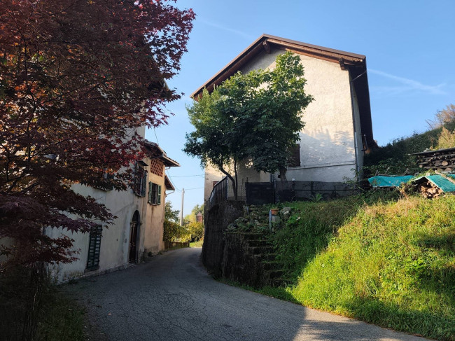 Casa singola in vendita a Borgosesia