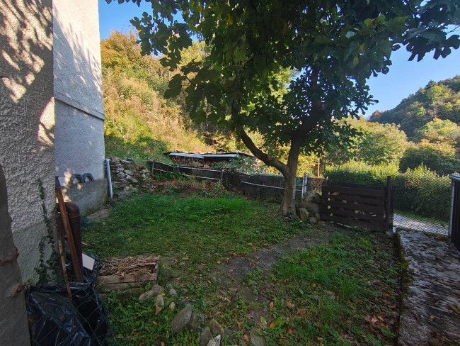 Casa singola in vendita a Borgosesia