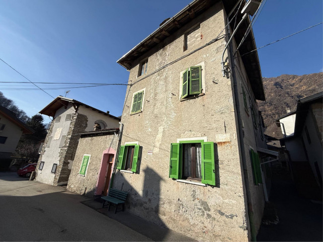 Casa singola in vendita a Vocca