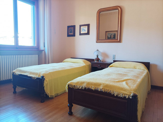 Villa in vendita a Borgosesia