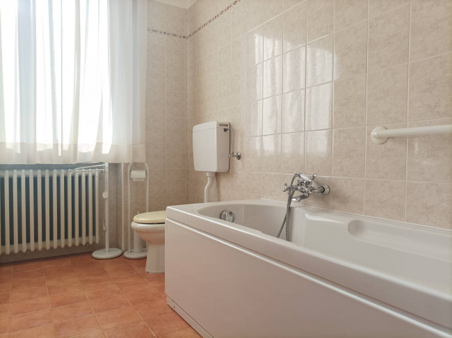 Villa in vendita a Borgosesia