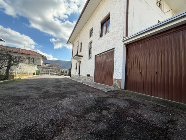 Casa singola in vendita a Borgosesia