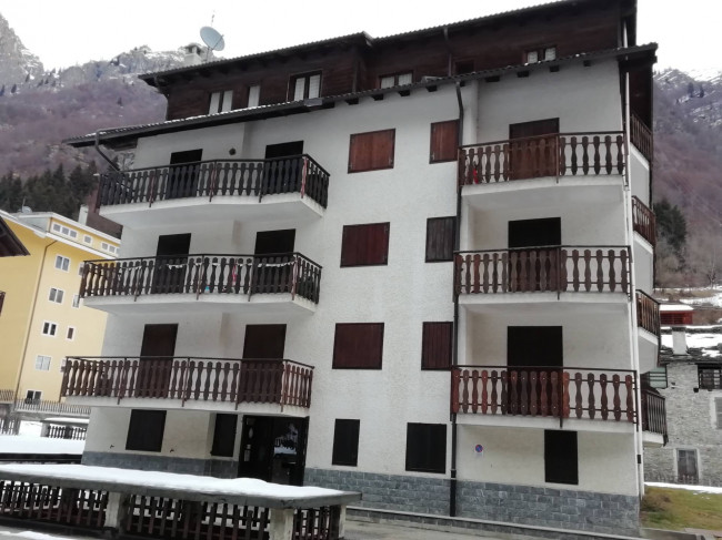 Appartamento in vendita a Mollia