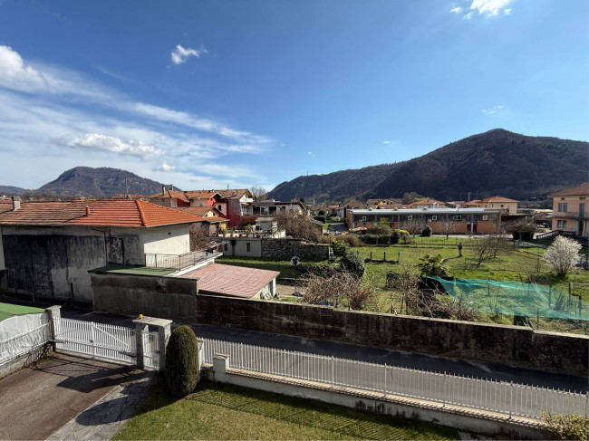 Casa singola in vendita a Borgosesia