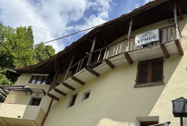 Casa singola in vendita a Piode