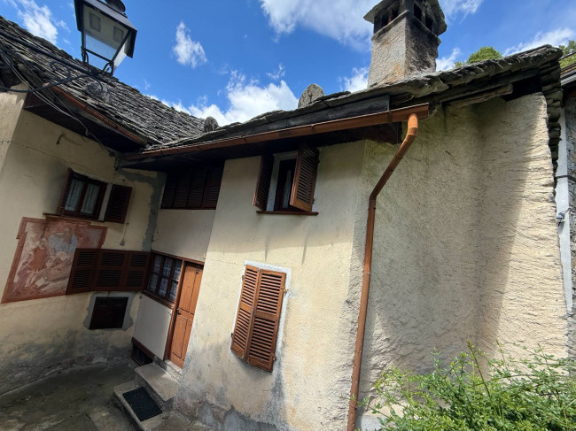 Casa singola in vendita a Piode
