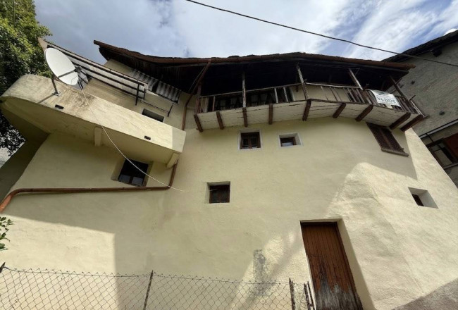 Casa singola in vendita a Piode
